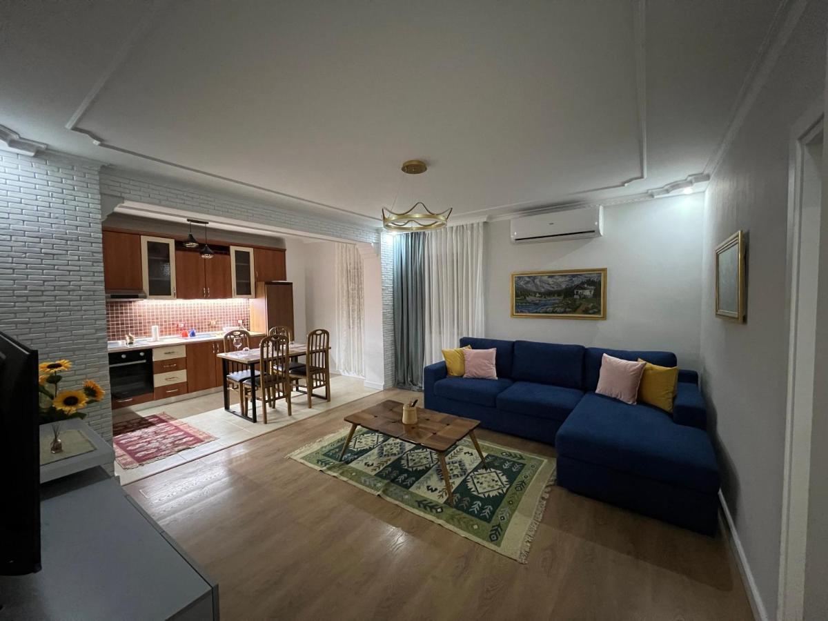 Chestnut Yard Villa Tirana Exterior photo